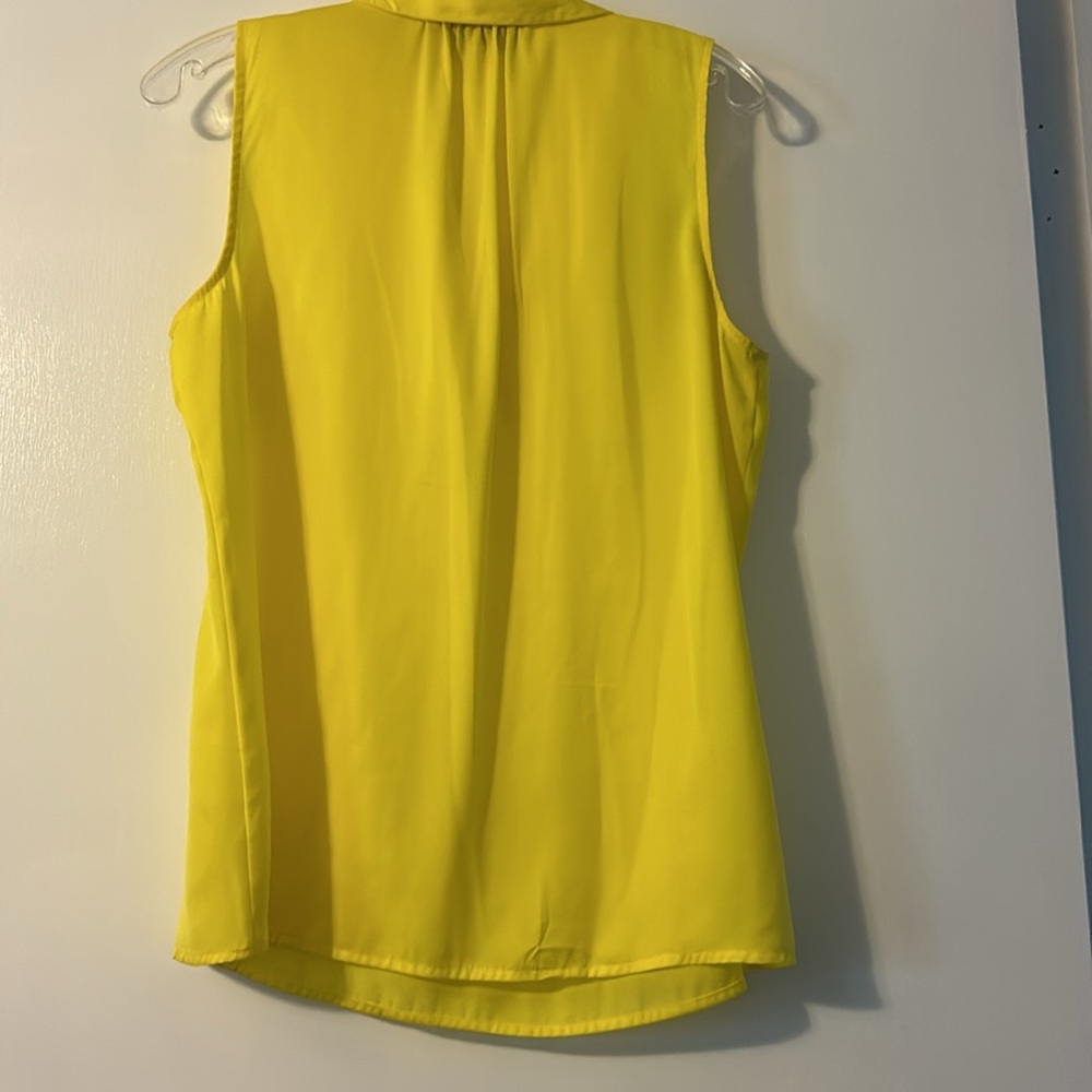 Summer top - Picture 4 of 4